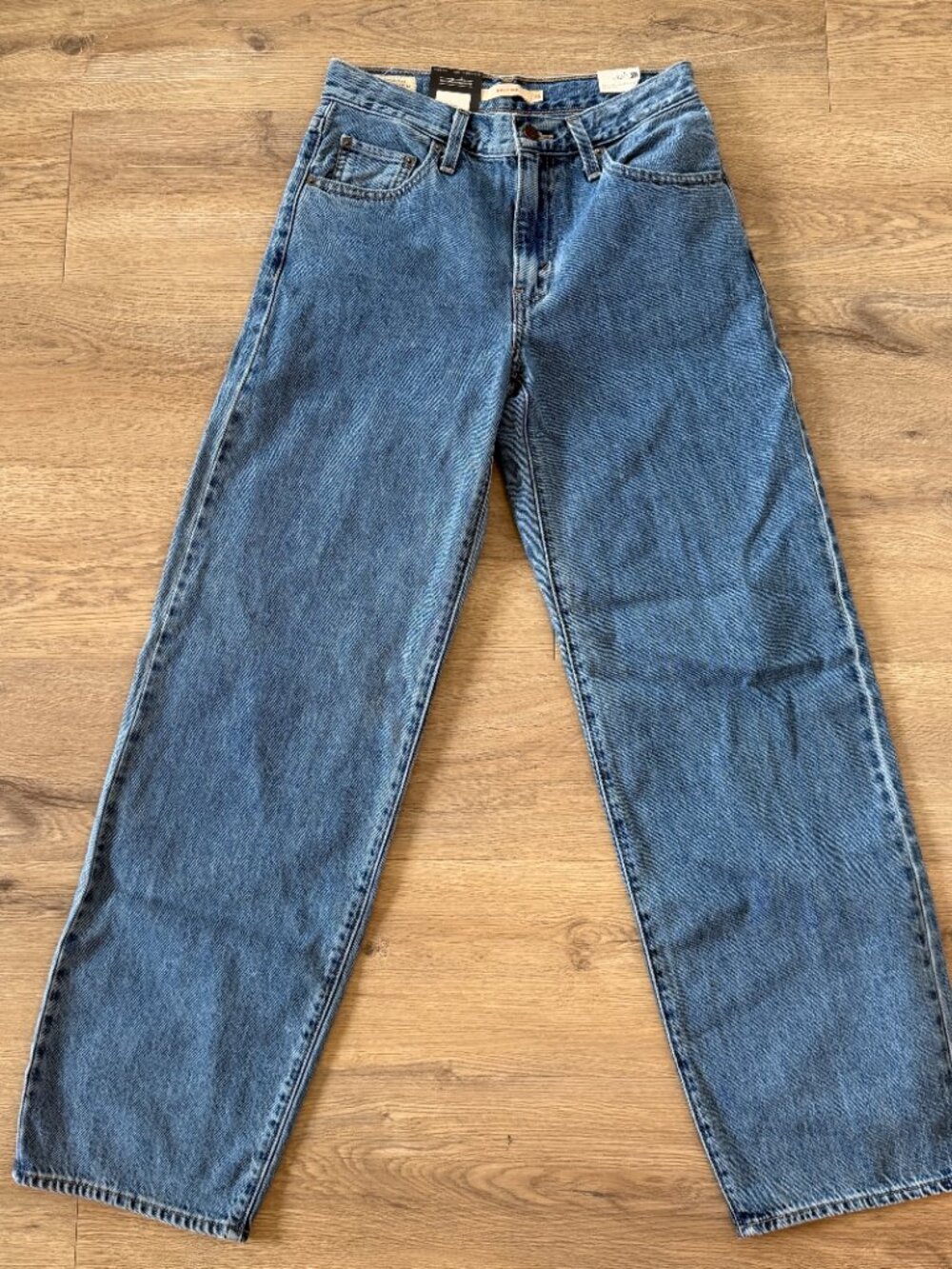 Levi's Women's Baggy Dad Jeans NWT size 25 - Picture 3 of 6
